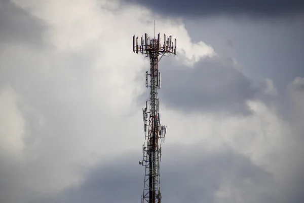 Cell tower detalj — Stockfoto