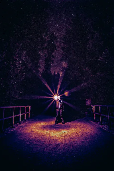 Abstracte Kunst Foto Nachts Man Met Licht — Stockfoto