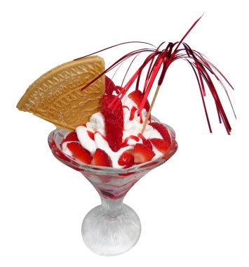 Gofret, çilek ve krem şanti ile sundae