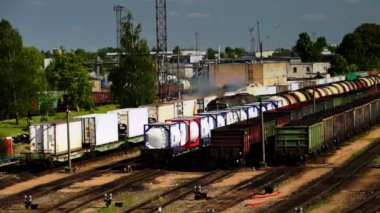 Yelken uzun trainset. Kömür ile dolu. Yukarıdan vurdu.