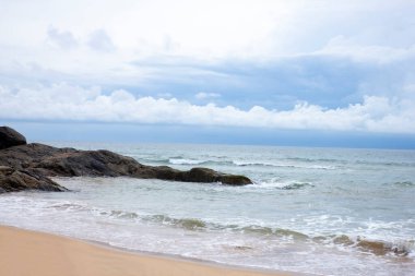 Sabah Sri Lanka kıyıları