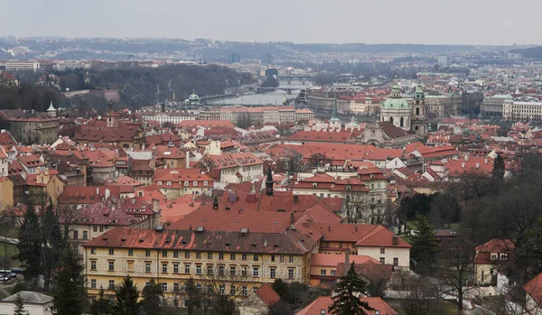 Widok Wiosnę Praga — Zdjęcie stockowe