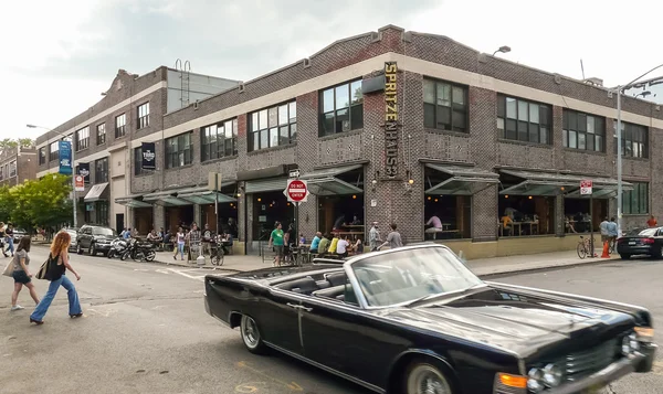 Greenpoint barda içki