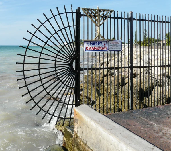 key West end kapıda