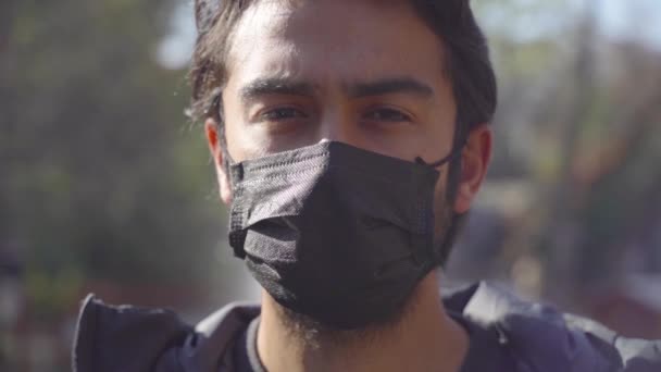 Europa Infectou Vírus Corona 2019 Ncov Homem Europeu Máscara Facial — Vídeo de Stock