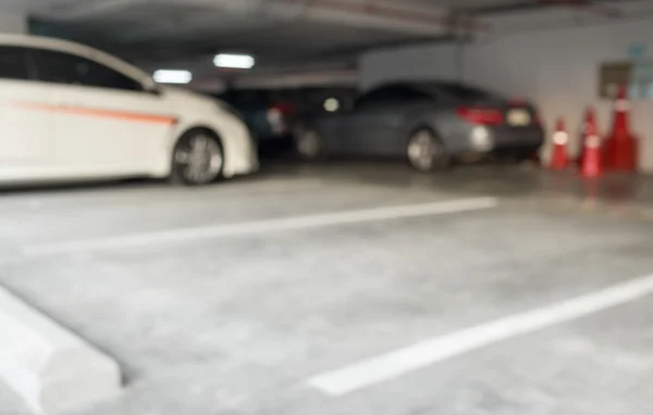 Kentsel kapalı otopark arka plan bulanıklık 