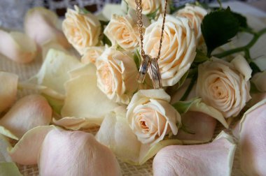 Evlilik yüzükleri.