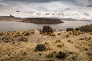 Puno Gölü Umayo Bölümü, Per