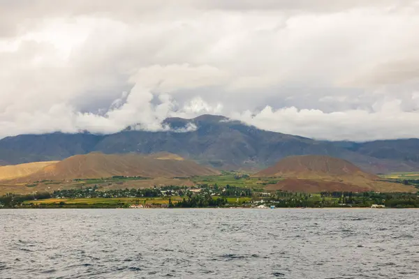 Montanhas Nas Nuvens Mar — Fotografia de Stock