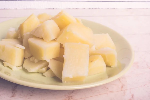 Tasty boiled potatoes on a plate without spices — Stock Photo, Image