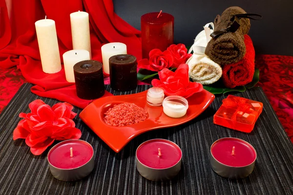 Spa compositie in rood kleuren — Stockfoto