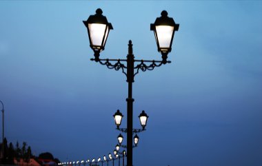 sokak lambalarının