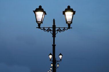 sokak lambalarının