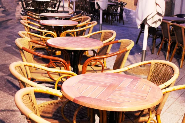 Tables in the outdoor cafe — Stock Photo, Image