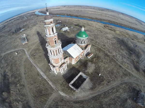 Церква в селі Perevles — стокове фото