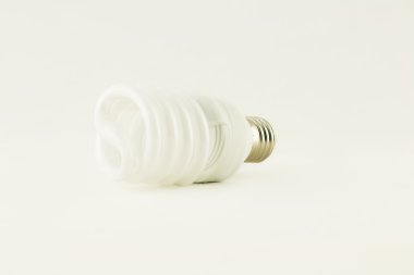 enerji tasarruflu lamba izole