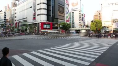 Tokyo, Japonya - 2013 yaklaşık: Çok yoğun bir cadde Japonya, Timelapse