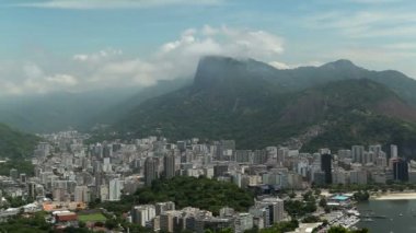 Rio de Janeiro dan Sugarloaf dağ statik çekim