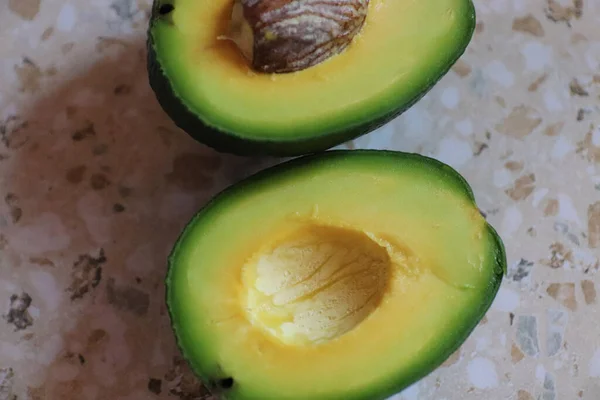 Two Halves Avacado Bone Table — Stock Photo, Image