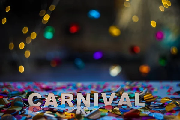 Uma Imagem Colorida Com Muito Confete Palavra Carnaval — Fotografia de Stock