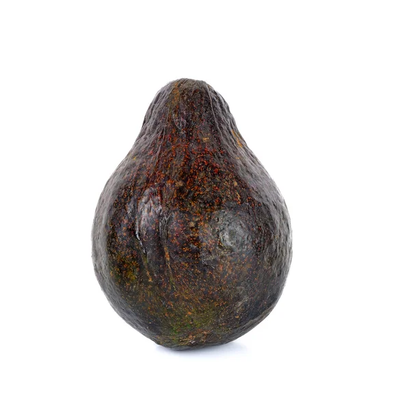 Спелый авокадо изолирован на белом — стоковое фото