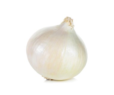Beyaz arka plan üzerinde izole beyaz soğan