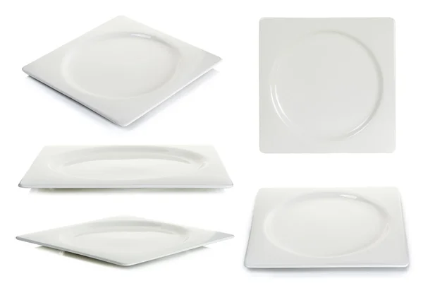 Άδειο τετράγωνο πιάτο που απομονώνονται σε λευκό φόντο — Φωτογραφία Αρχείου