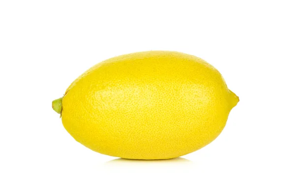 Limão fresco isolado no fundo branco — Fotografia de Stock