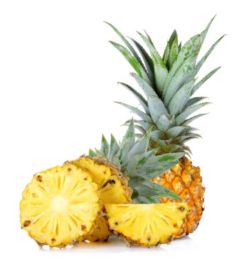 Beyaz arkaplanda izole edilmiş ananas