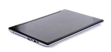 Beyaz arka plan üzerinde izole laptop