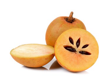 Beyaz arka plan üzerinde izole sapodilla