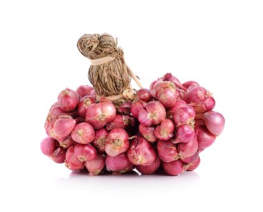 Beyaz arka plan üzerinde izole bir grup soğancık