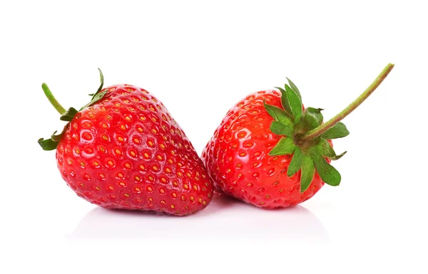 Fresas aisladas sobre un fondo blanco — Foto de Stock