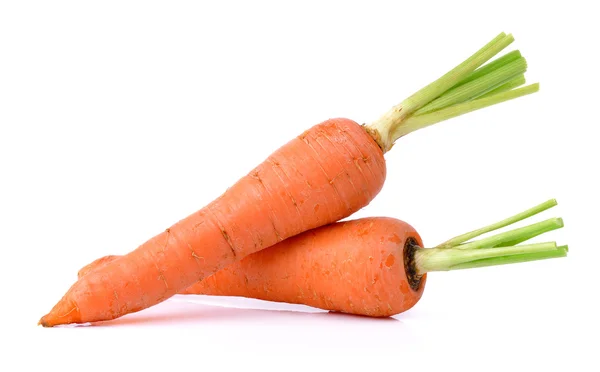 Zanahoria fresca aislada sobre un fondo blanco — Foto de Stock