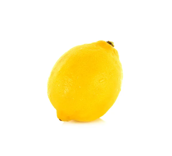Κίτρινο λεμόνι που απομονώνονται σε λευκό φόντο — Φωτογραφία Αρχείου