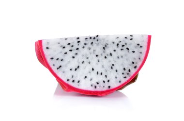 Beyaz arka plan üzerinde izole dragonfruit