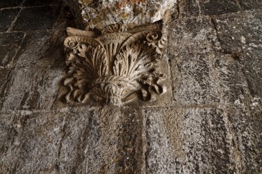 Duvarda kadim bas-rahatlama