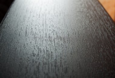 Ahşap yüzey kadar siyah Kapat'boyalı