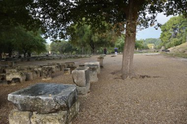 Vista de los Principales monumentos y sitios de Grecia. Olympia Harabeleri.