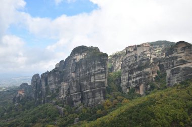 Vista de los Principales monumentos y lugares de Grecia. Meteora Manastırı.