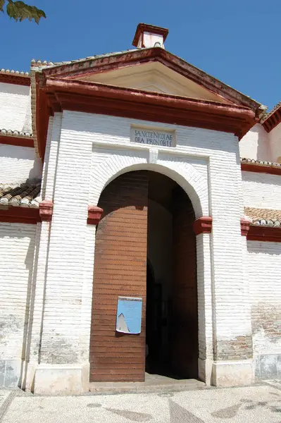 Pohled Nejtypičtější Ulice Historické Budovy Granady Andalusie Španělsko Pozorovatelna San — Stock fotografie