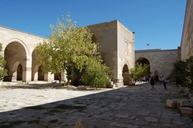 Eski Kervansaray, İpek Yolu üzerindeki eski han (Anadolu, Türkiye)