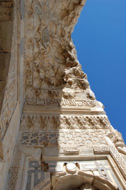 Eski Kervansaray, İpek Yolu üzerindeki eski han (Anadolu, Türkiye)