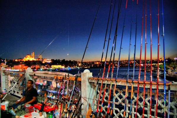 Galata Bridge Istanbul Turkije Vissers Nachts — Stockfoto