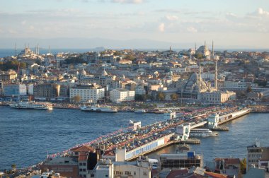 Galata kulesinden İstanbul (Türkiye) panoramik manzarası. Altın Boynuz. Gün batımı, Galata Köprüsü