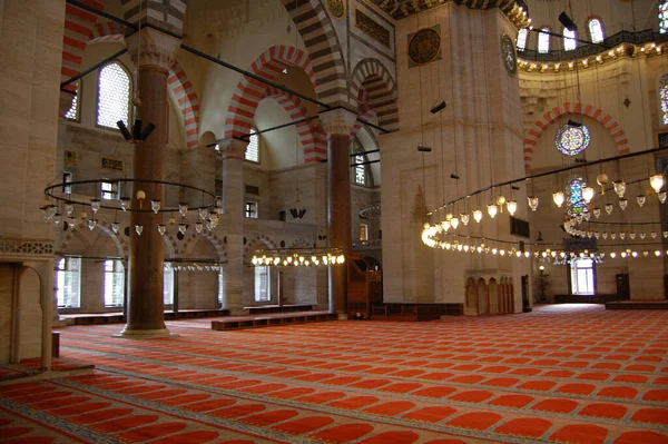 İstanbul 'un (Türkiye) başlıca yerleri ve anıtlarının manzarası. Süleyman Camii