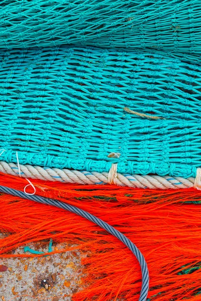 Turkuaz Mavi Turuncu Balıkçı Ağı — Stok fotoğraf