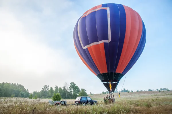 Heißluftballon vor dem Start — Stockfoto