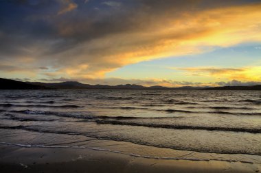 Gün batımında Rosaopenna beach