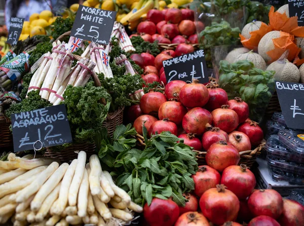 Farmers Market Stand Full Fruits Vegetables Pomegranate Asparagus Mint Other — Stock Photo, Image